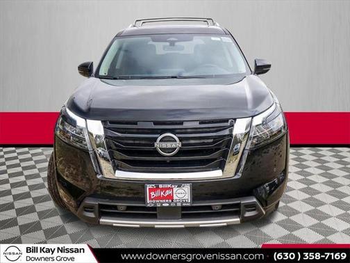 2025 Nissan Pathfinder SL 4WD
