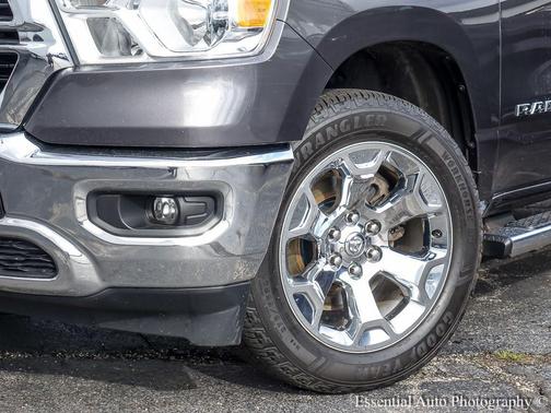 Granite Crystal Metallic Clearcoat 2019 RAM 1500 Big Horn