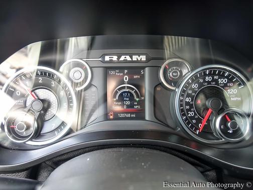 Granite Crystal Metallic Clearcoat 2019 RAM 1500 Big Horn