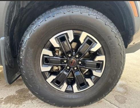 2024 Nissan Frontier PRO-4X