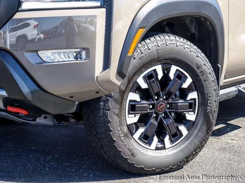 2024 Nissan Frontier PRO-4X