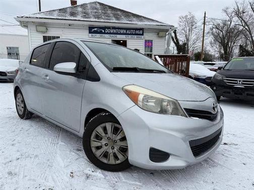 2014 Toyota Yaris LE