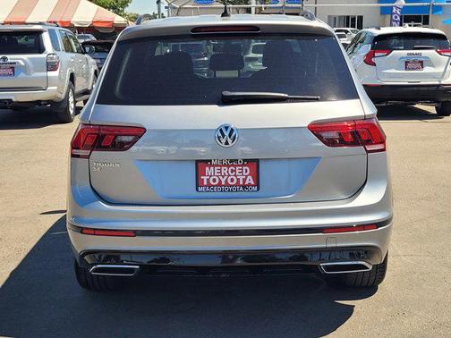 2021 Volkswagen Tiguan 2.0T SE R-Line Black