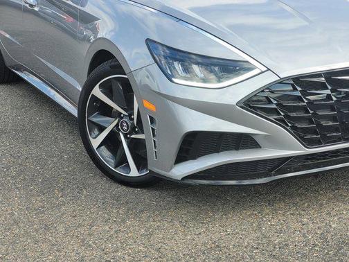 2023 Hyundai SONATA SEL Plus