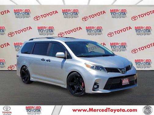 2019 Toyota Sienna SE