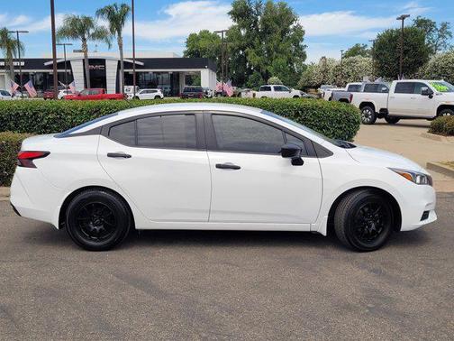 2020 Nissan Versa 1.6 S