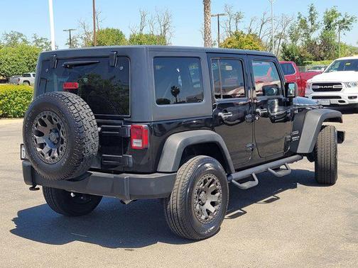 2017 Jeep Wrangler Unlimited Sport