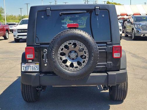 2017 Jeep Wrangler Unlimited Sport