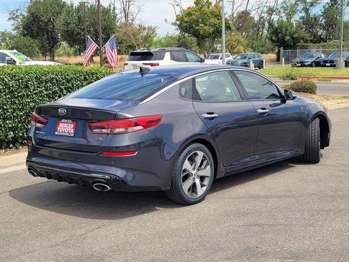 2019 Kia Optima S