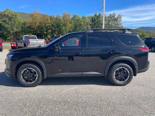 Super Black 2026 Nissan Pathfinder Rock Creek