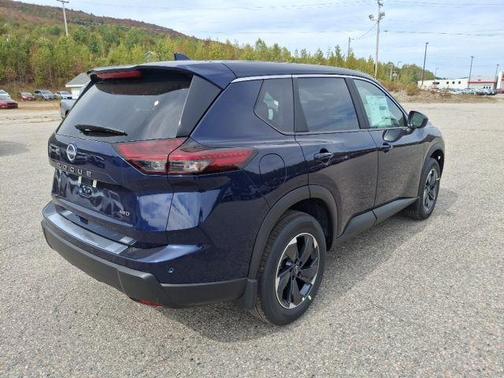 Deep Ocean Blue 2026 Nissan Rogue SV