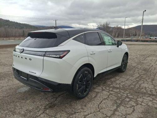 White / Black 2026 Nissan Murano Platinum