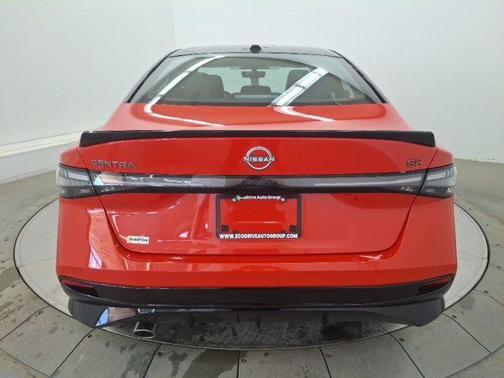 2t Emb Blk Roof 2026 Nissan Sentra SR
