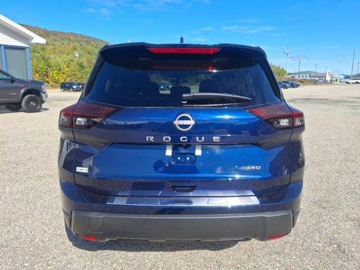 Deep Ocean Blue 2026 Nissan Rogue SV