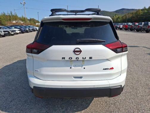 Everest White P 2026 Nissan Rogue Rock Creek