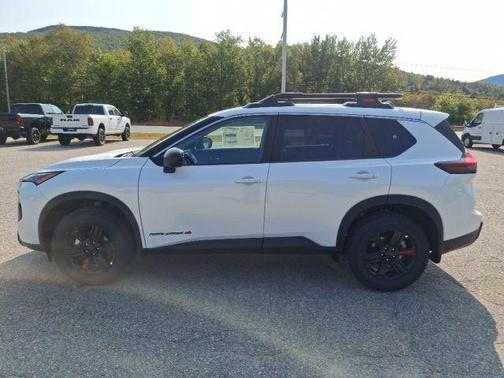Everest White P 2026 Nissan Rogue Rock Creek