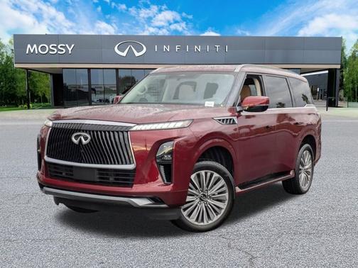 2025 INFINITI QX80 LUXE