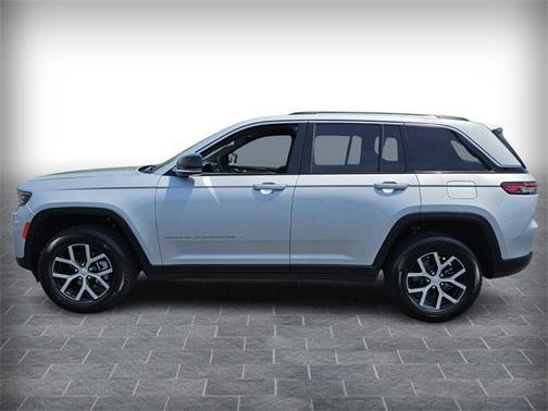 2023 Jeep Grand Cherokee Limited X