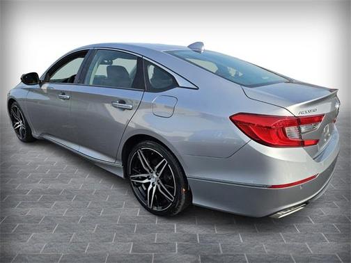 2022 Honda Accord Touring 2.0T