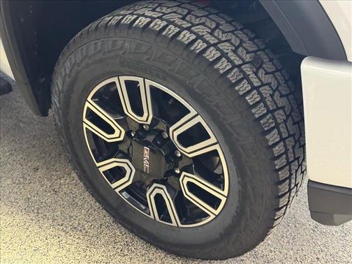 2021 GMC Sierra 2500 AT4