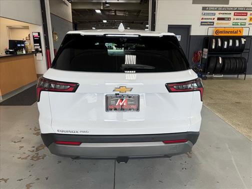 Summit White (gaz) 2026 Chevrolet Equinox 1LT