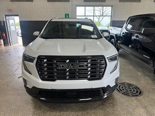 Glacier White Tricoat (g4j) 2026 GMC Acadia Denali