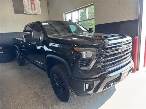 2025 Chevrolet Silverado 3500 High Country