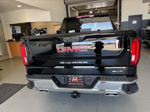 Onyx Black (gba) 2026 GMC Sierra 1500 SLT