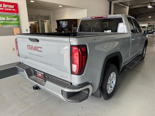 2025 GMC Sierra 1500 SLE