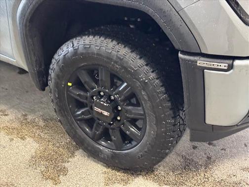 2026 GMC Sierra 2500 AT4