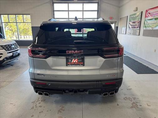 Sterling Metallic (gxd) 2024 GMC Acadia AWD AT4