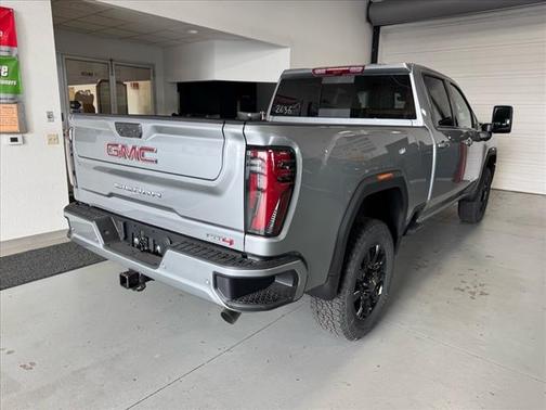 2026 GMC Sierra 2500 AT4
