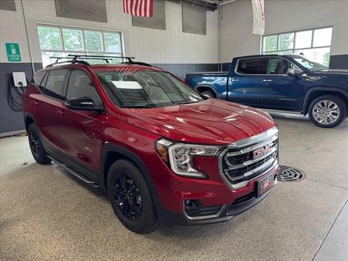 2024 GMC Terrain AWD AT4