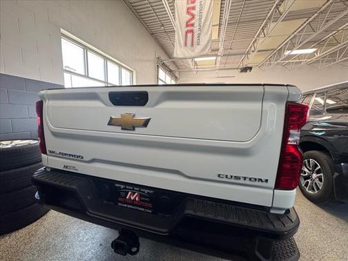 2024 Chevrolet Silverado 2500 Custom