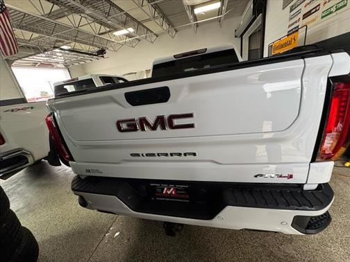 2019 GMC Sierra 1500 AT4
