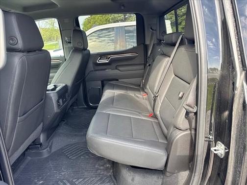 Black (gba) 2025 Chevrolet Silverado 1500 LT Trail Boss