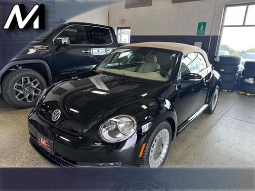 2014 Volkswagen Beetle Auto 1.8T w/Tech