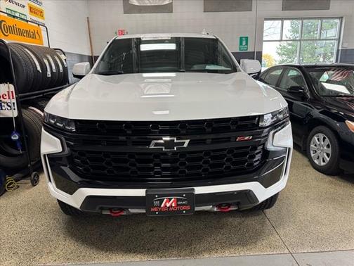 2023 Chevrolet Suburban 4WD Z71