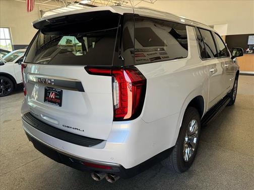 White Frost Tricoat (g1w) 2024 GMC Yukon XL Denali