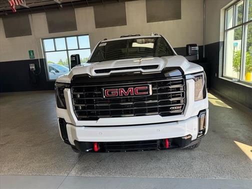 2025 GMC Sierra 2500 AT4