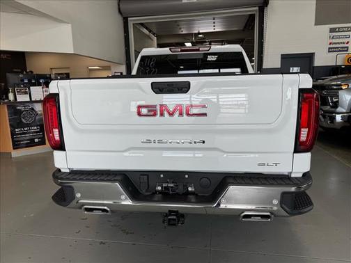 Summit White (gaz) 2026 GMC Sierra 1500 SLT