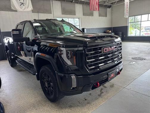 Onyx Black (gba) 2024 GMC Sierra 2500 AT4