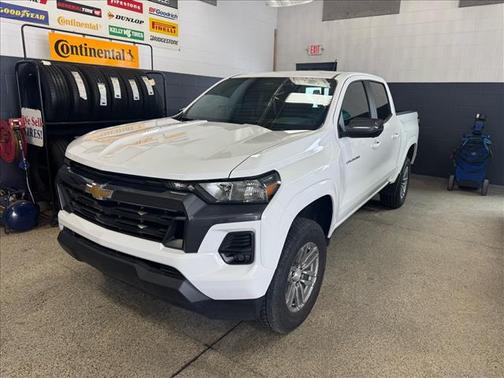 2024 Chevrolet Colorado LT