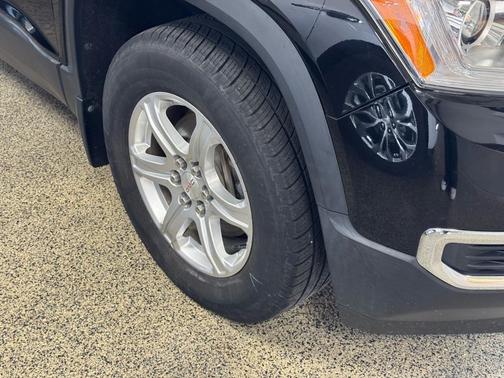 Ebony 2018 GMC Acadia SLE-1