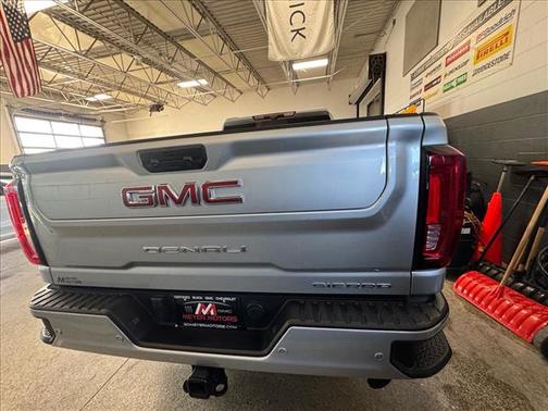 2023 GMC Sierra 2500 Denali