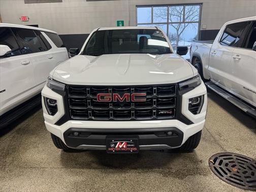 2024 GMC Canyon AT4