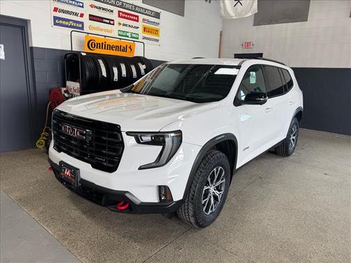 2024 GMC Acadia AWD AT4