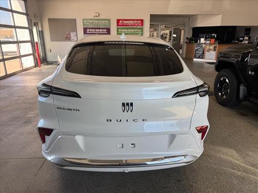 White Frost Tricoat (gp5) 2026 Buick Envista Avenir FWD