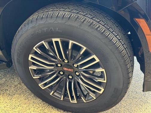 2025 GMC Yukon XL 4WD Elevation