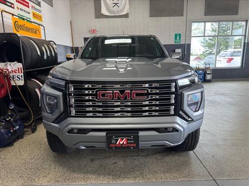 2024 GMC Canyon Denali
